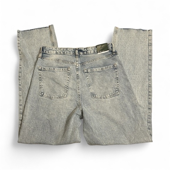 Wild Fable Women's Cropped Gray Jeans - Picture 6 of 6